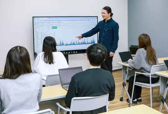 データ人材教育サービス